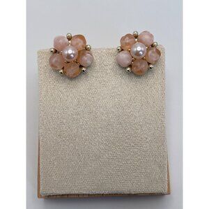 Vintage Lisner Pink Silver Tone Cluster Faux Pearl Clip On Earrings